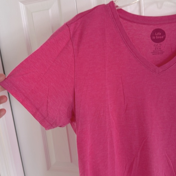 LIFE IS GOOD Women's V-neck Pink With a Floral/Sun Graphic- Cool Tee - Size L - Picture 5 of 9